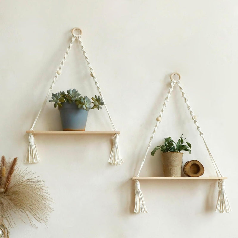 Lunessa Wandregal – Boho Holzregal mit dekorativen Quasten