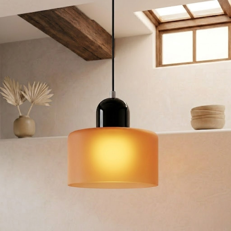 Pendelleuchte mit erweitertem Halo Design