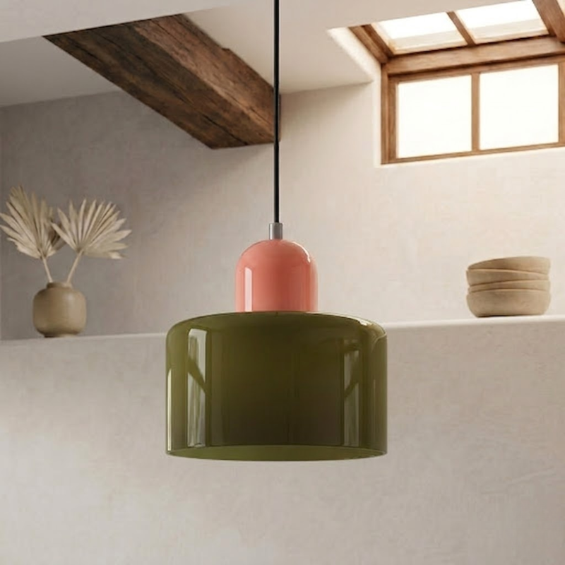Pendelleuchte mit erweitertem Halo Design