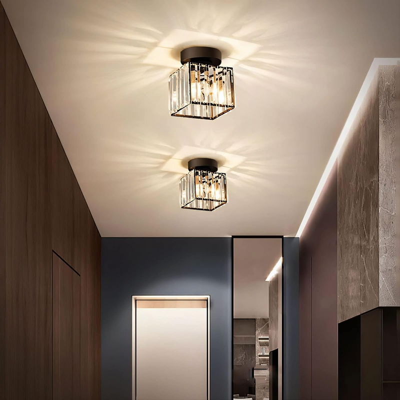 Calviera Deckenlampe – Quadratisches Messingdesign mit Kristallglas