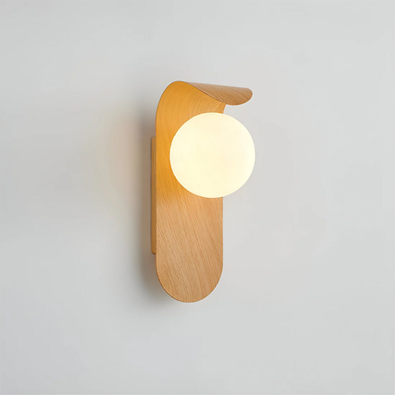 Averon Wandlampe – Skandinavisches Holzdesign mit Warmem LED