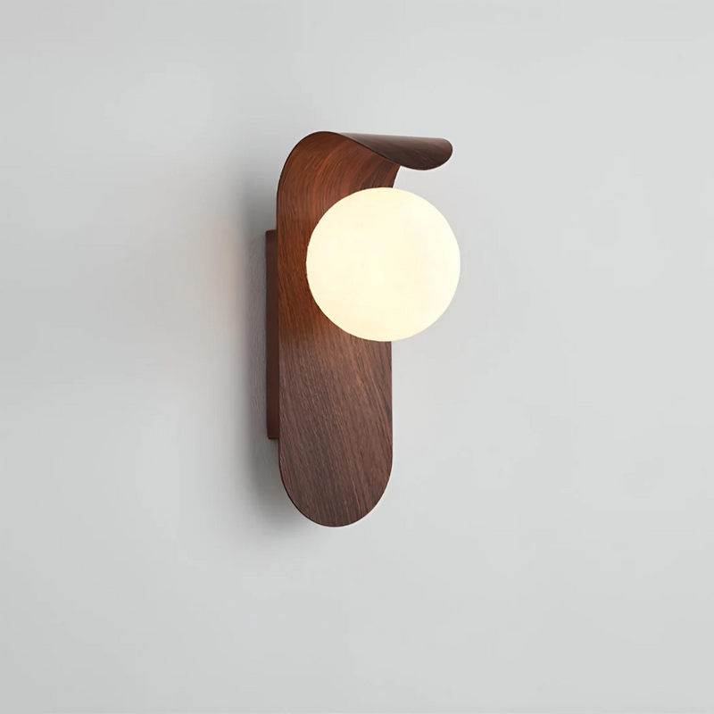 Averon Wandlampe – Skandinavisches Holzdesign mit Warmem LED