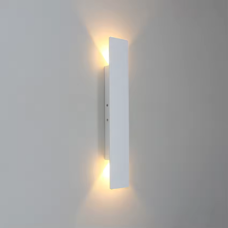Tavrenza Außenwandlampe – Wetterbeständiges Aluminiumdesign