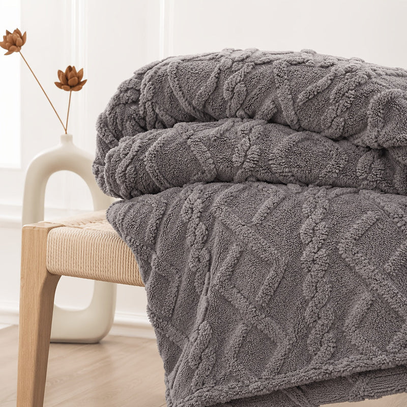 Sorvane Plaid – Strickdesign mit Relief für Wärme