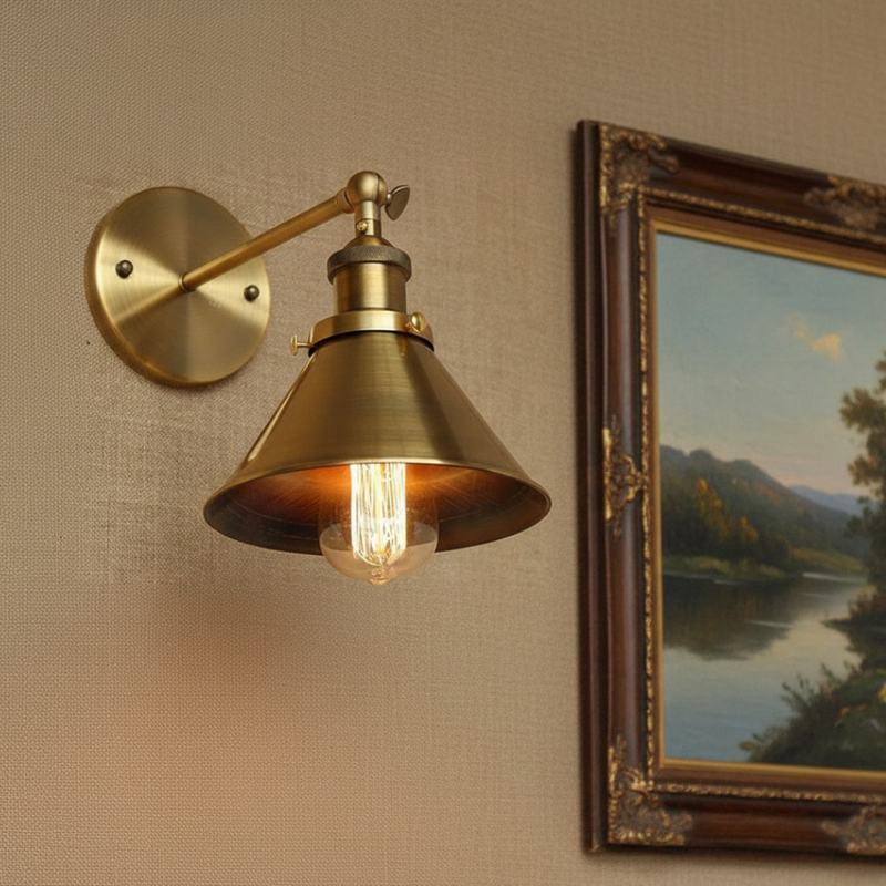 Mirevon Vintage Wandleuchte – Messingfarbenes Metall