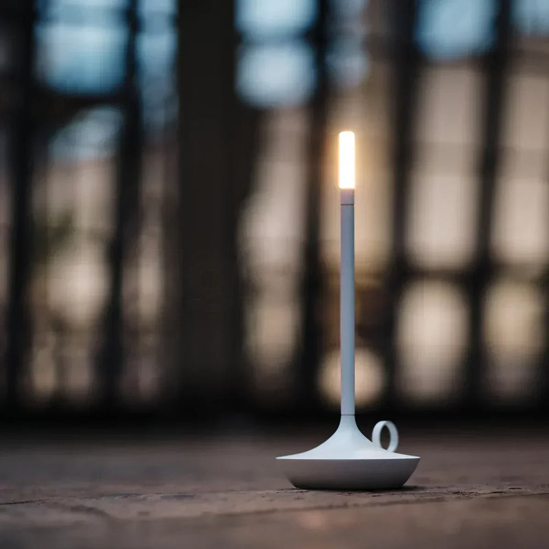Nivelle Tischlampe – Skandinavisches Kerzenhalter-Design mit Dimmbarem LED