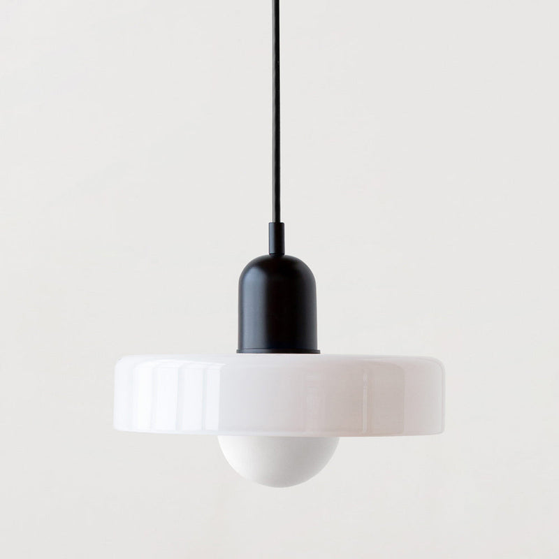 ColorLoop Pendelleuchte – Kunstzinnige Bauhaus-Hängelampe mit Warmlicht