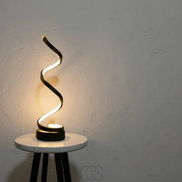 Viresta Tischlampe – Spiralformiges Metalldesign mit Warmlicht