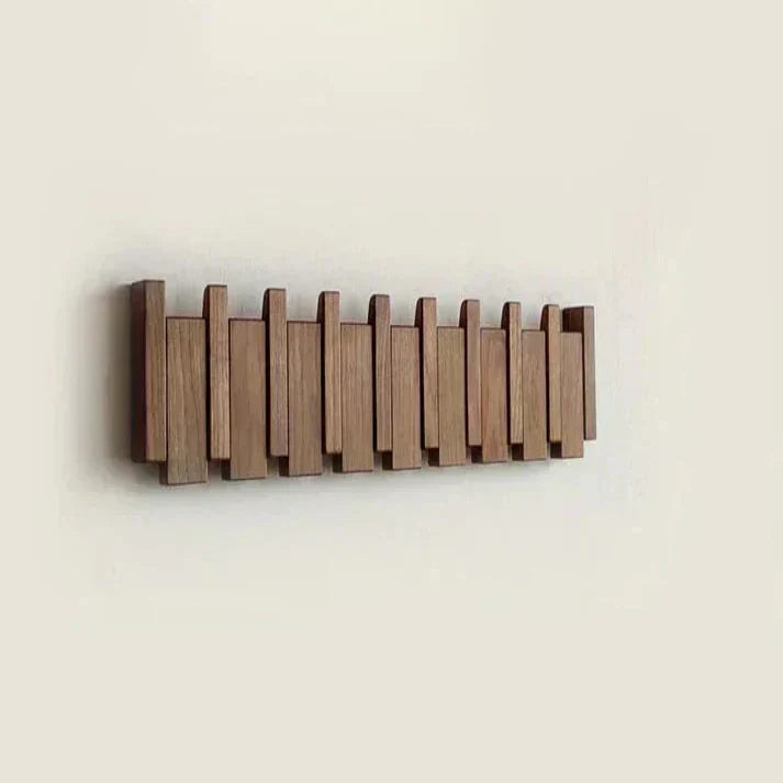 Arvesso Wandgarderobe – Holzdesign mit Klavier-inspirierten Haken