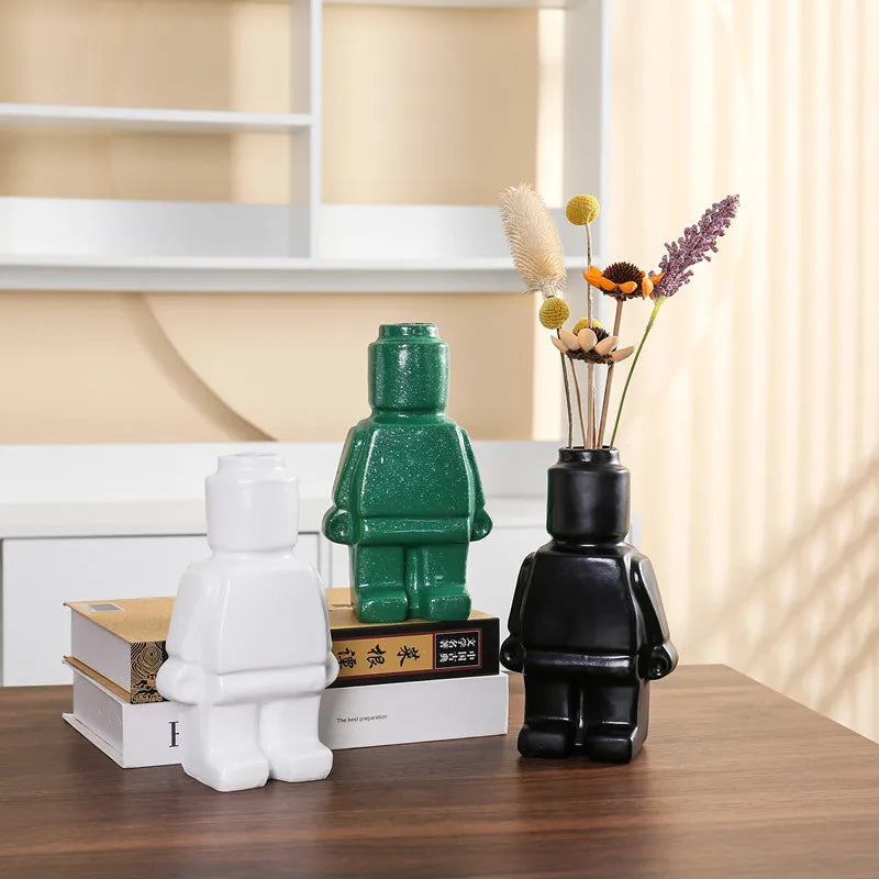 Kreative Roboter-Vase - Verspielte Dekoration für Zuhause