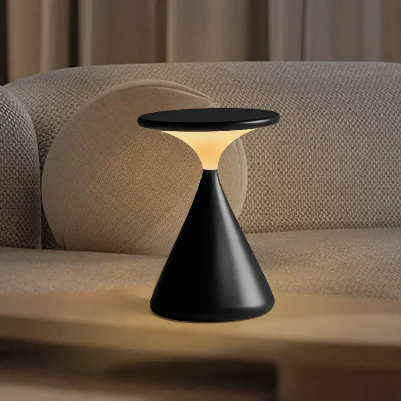 Aeron Sanduhr Dimmbar LED Tischlampe – Elegant und Kabelos Licht