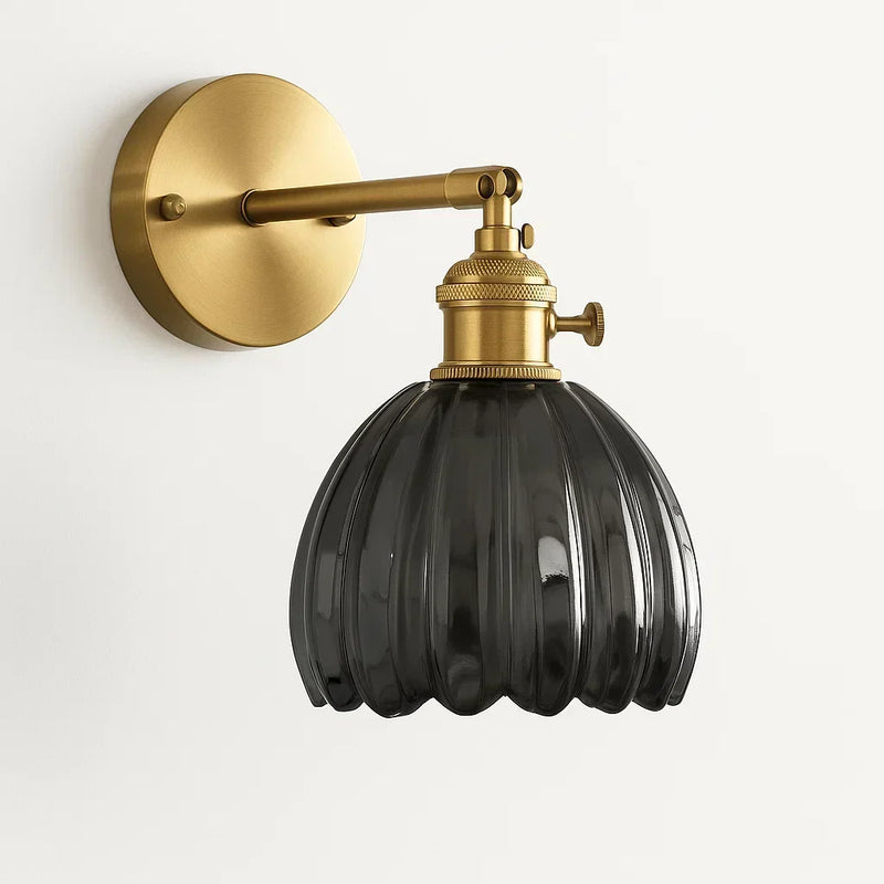 Virelia Wandlampe – Vintage Blumen-Design mit Glas-Schirm
