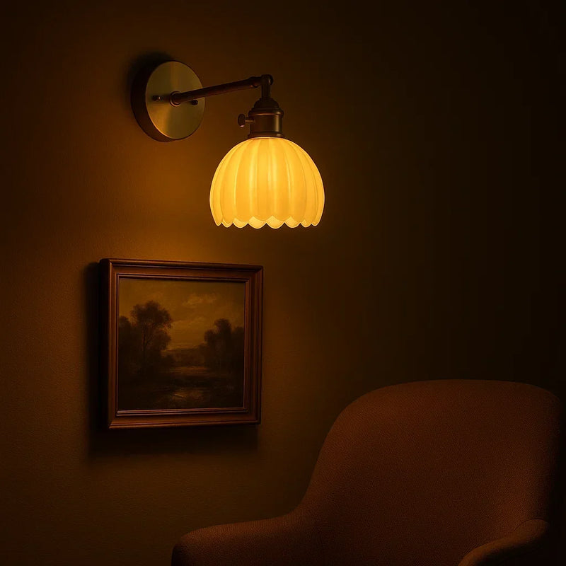 Velisara Wandlampe – Gläsernes Blumen-Design