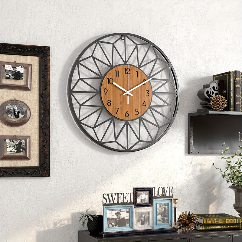 Varello Wanduhr – Runde Metallform mit Holzoptik