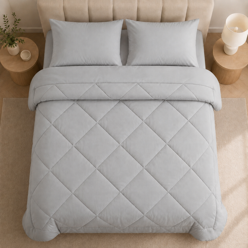 Sorevella 2-in-1 Bettdecke – Gepolstertes Design mit 2 Kissenbezügen