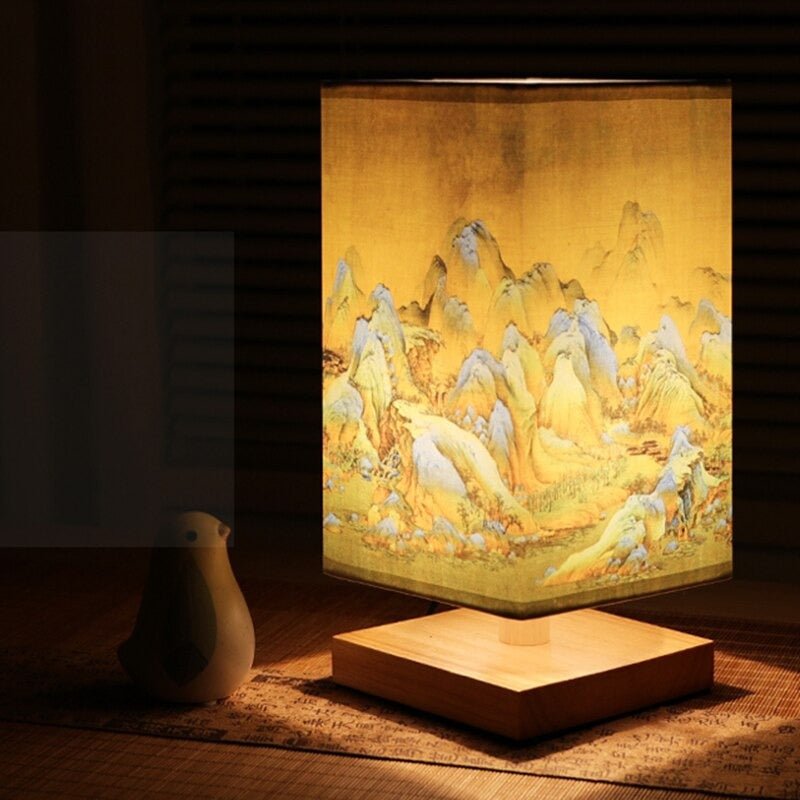 Skandinavische Tischlampe mit Japanischem Druck und Stoffschirm für das Interieur